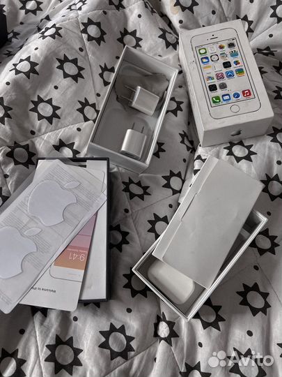 Коробка от iPhone 4 5s 8