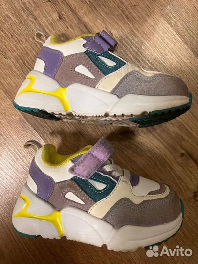 Кроссовки котофей 21