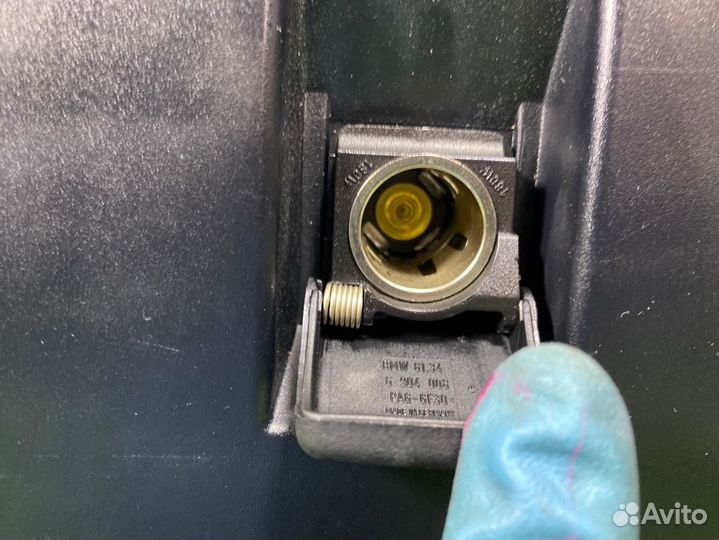 Пластик багажника Bmw 525I E60 M54 2003