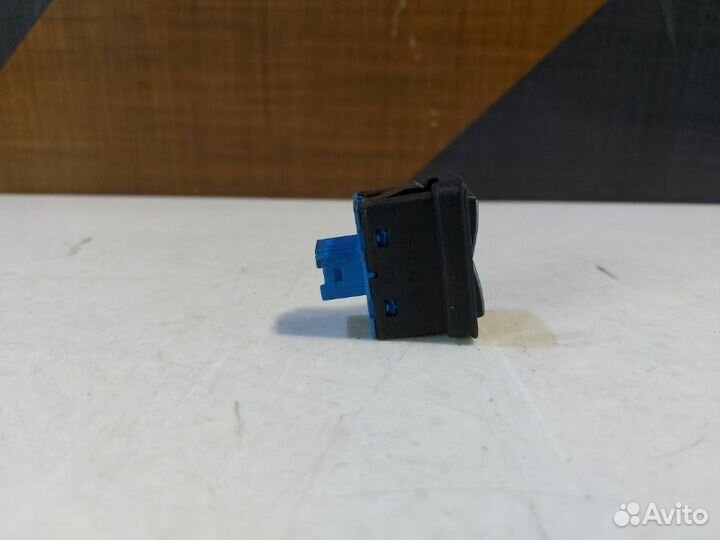 Кнопка стеклоподъемника Bmw 525I E39 M52 1996