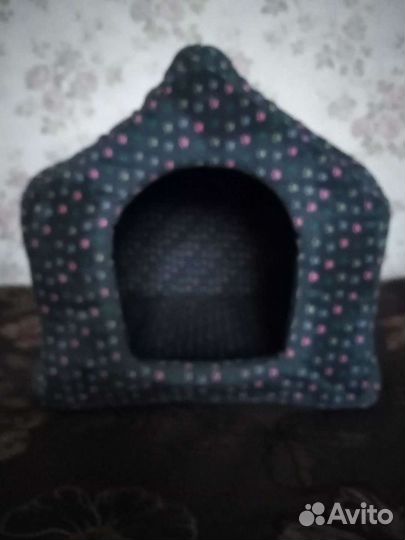 Дом для кошки или маленькой собачки