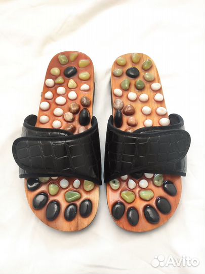 Тапочки из камня новые массажные 38-39