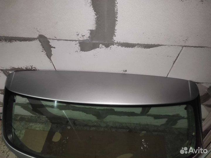 Крышка багажника Volkswagen golf 5