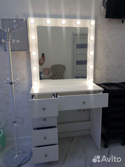 Мебель,для салона красоты
