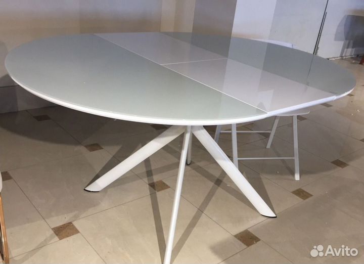 Кухонный стол