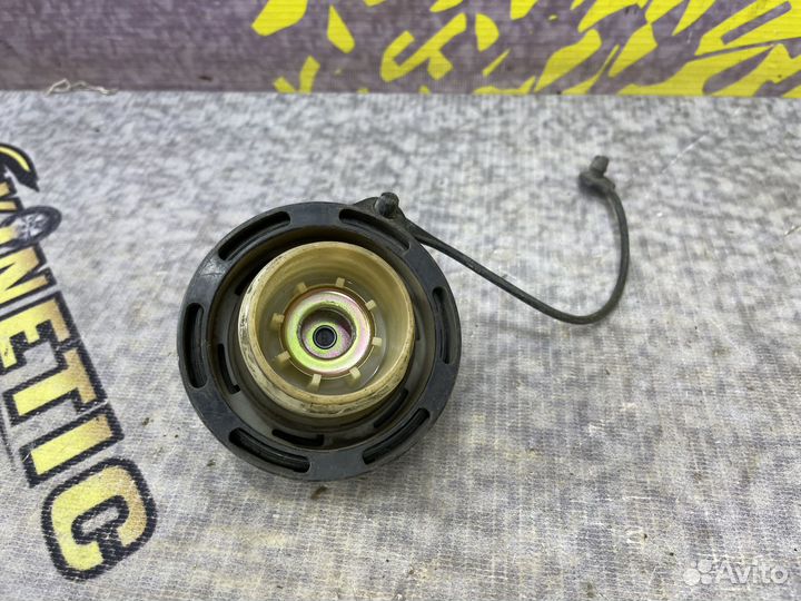 Крышка Пробка топливного бака бензобака Соната