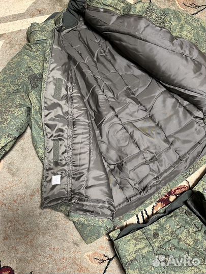 Зимний костюм, пиксельного цвета