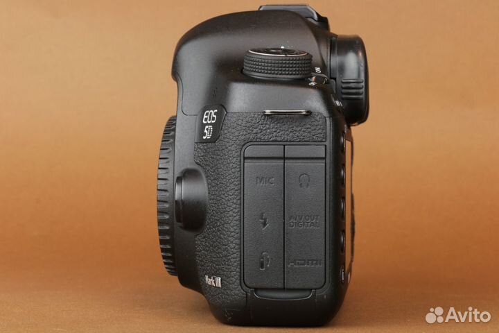 Canon EOS 5D Mark iii (id 34055)
