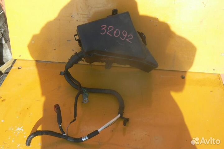 Блок предохранителей Sub/ Tribeca B9/ WX8/ к.т.№82