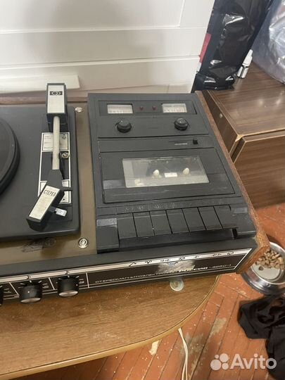 Стереомагнитоэлектрофон россия 325с-1 с колонками