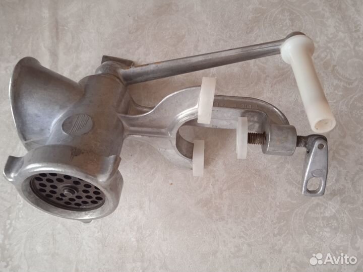 Мясорубка ручная