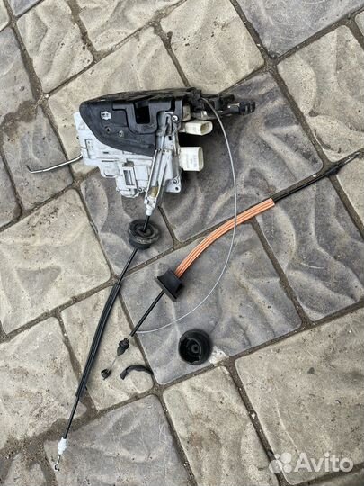 Замок двери audi а8 d3