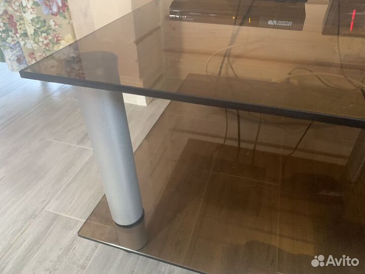 Подставка под телевизор