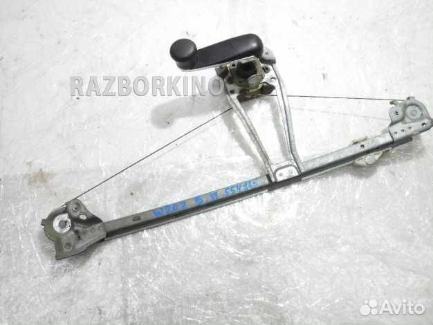 Стеклоподъемник механический задний правый