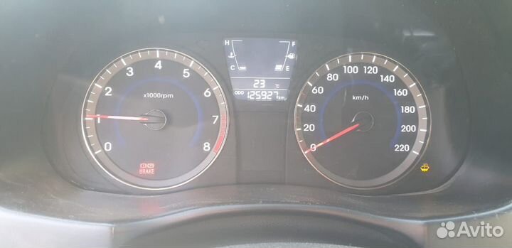 Hyundai Solaris 1.4 МТ, 2014, 130 000 км