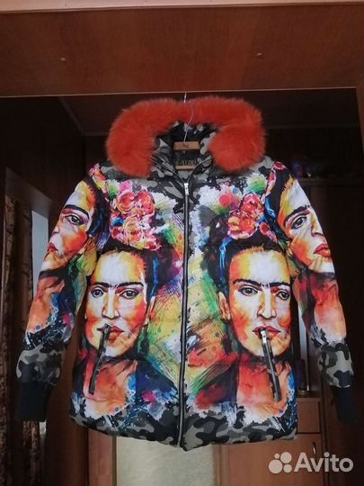Женский пуховик. Турция