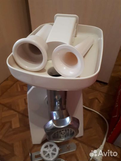 Мясорубка на запчасти электрическая binatone