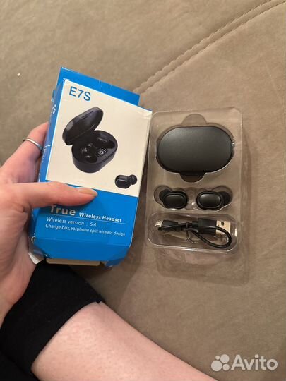 Новые беспроводные наушники