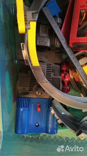 Гоночный трек hot Wheels