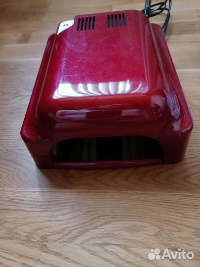 Уф лампа для ногтей