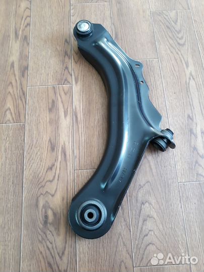Рычаг передний правый с шаровой renault Megane
