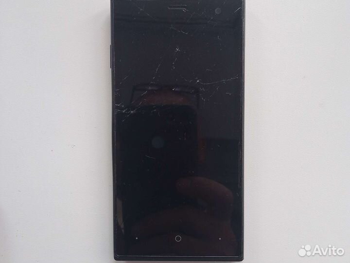 Highscreen Zera S, 4 ГБ