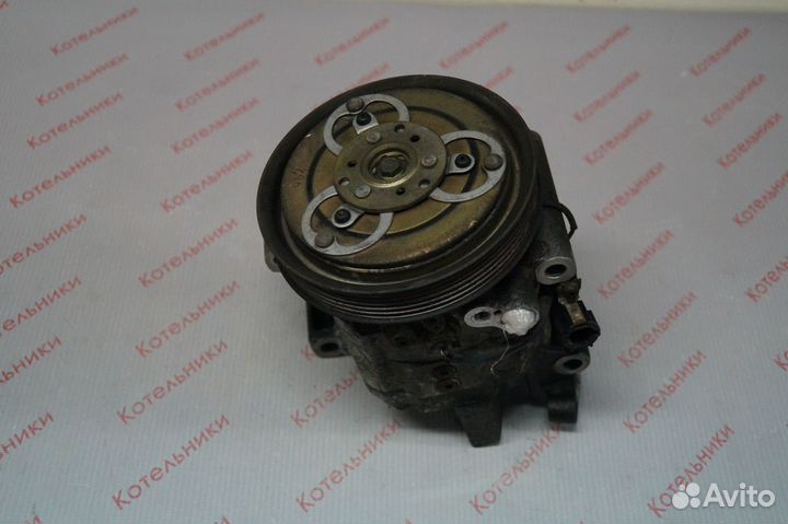 Nissan 92600-4M410 Компрессор кондиционера