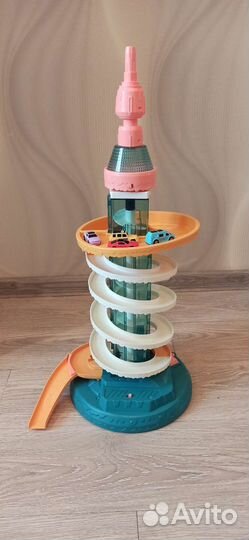 Парковка Нарру Lama Лифт