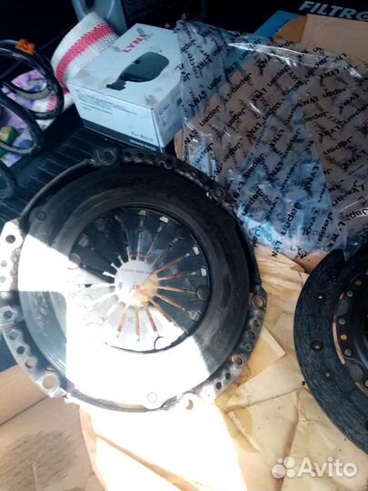 Продаю в сборе корзину и сцепление форд фокус 2