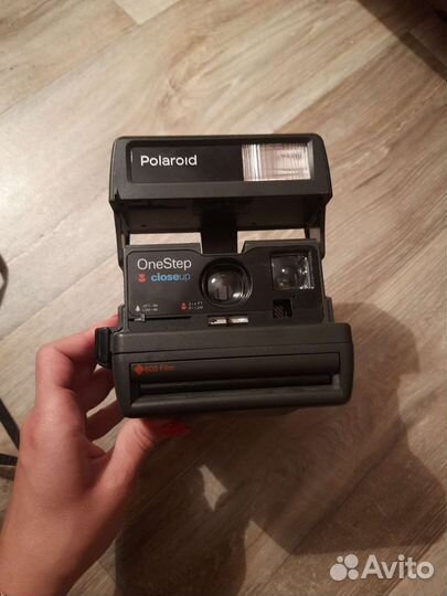 Плёночный фотоаппарат polaroid
