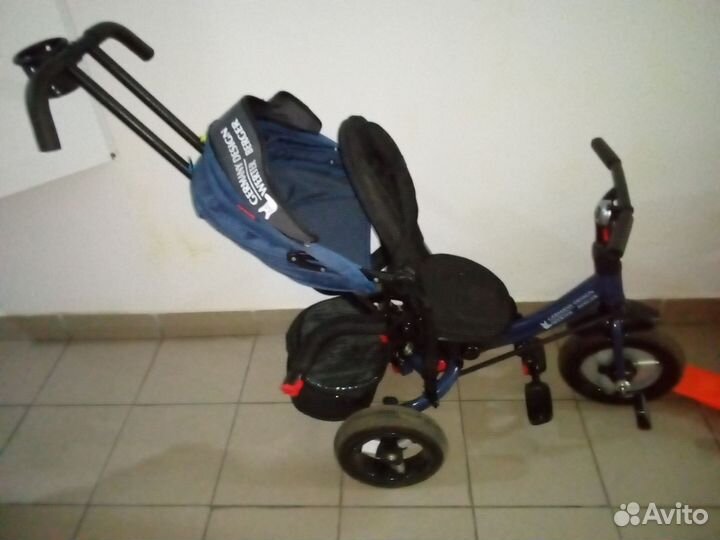 Детский трехколесный велосипед новый