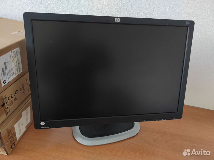 Монитор 22 дюйма