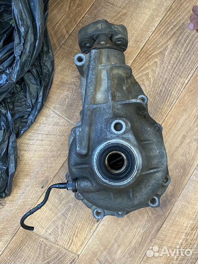 Редуктор переднего привода BMW X5 e 70