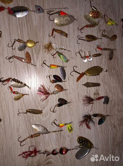 Воблер, твистер, снасть, блесна, вертушка