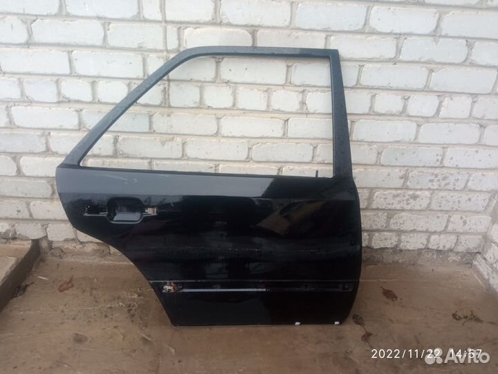Дверь mercedes 124