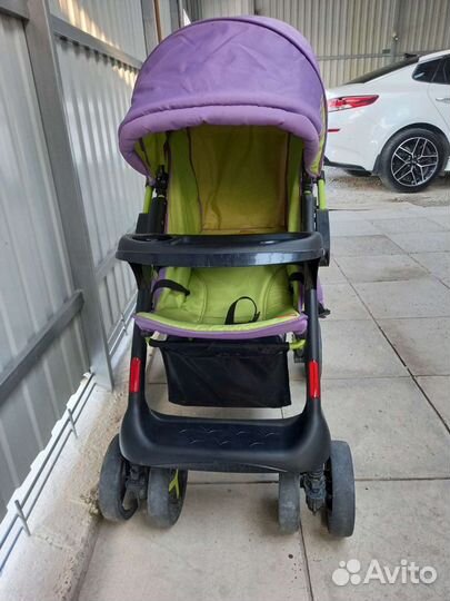 Прогулочная коляска