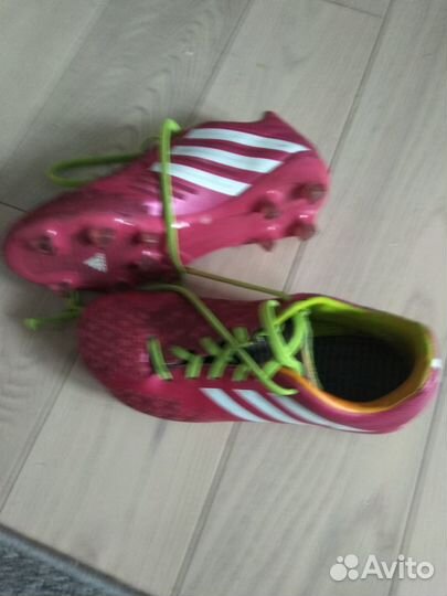 Футбольные бутсы adidas р.34
