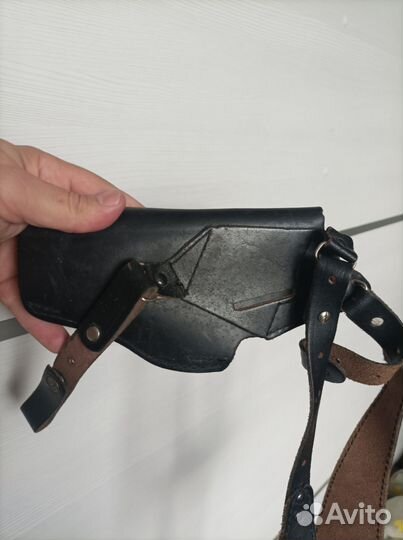 Кобура наплечная