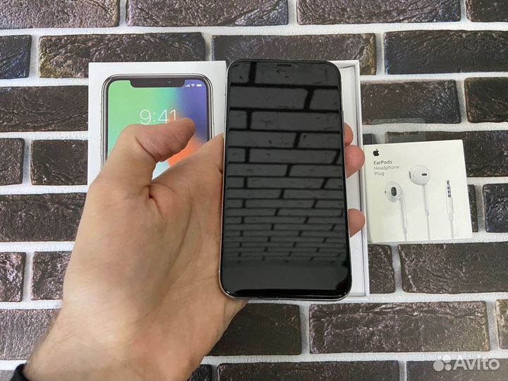 iPhone X, 256 ГБ