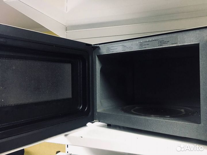 Микроволновая печь Panasonic NN-SD377S (137)