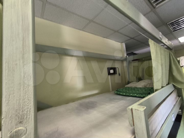 Комната 23 м², 1/4 эт.