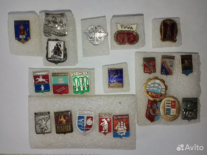 Значки Города и другое