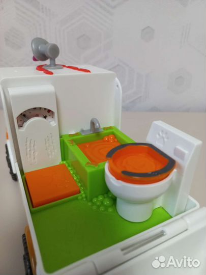 Игрушка фургон