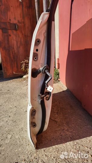 Дверь задняя-правая Toyota Ipsum sxm10