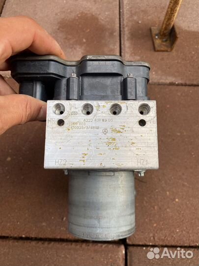 Блок абс мерседес w222