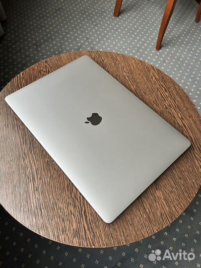 Apple MacBook Pro 16 2019 i7 16/512 gb рст