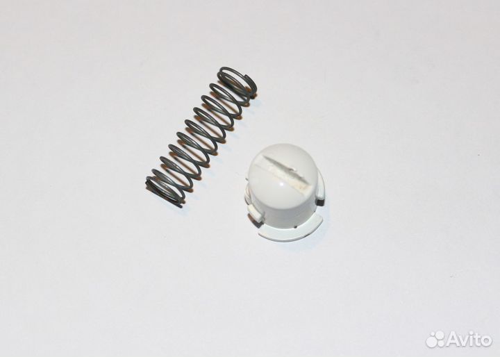 Кнопка люка с пружинкой ст.машины Electrolux