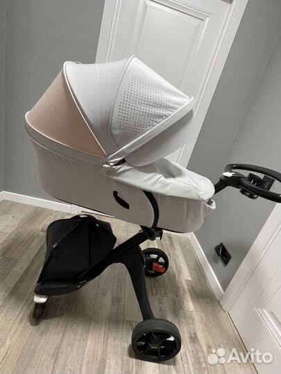 Коляска Stokke Xplory V6 2 в 1