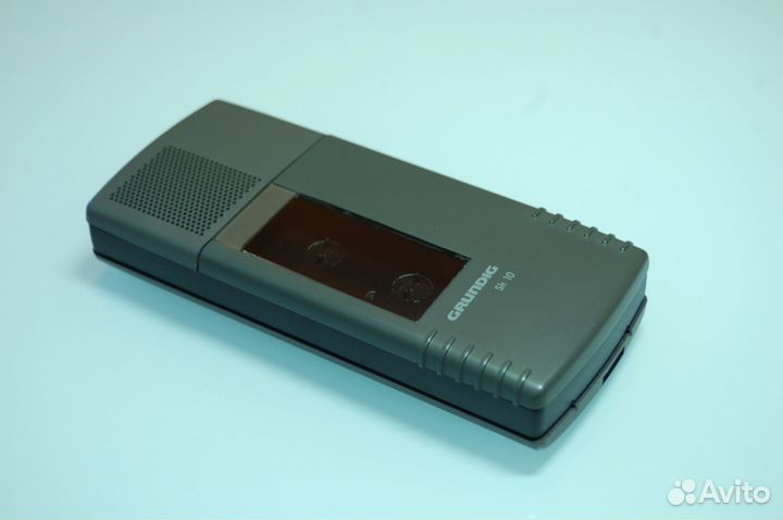 Диктофон Grundig Sh10