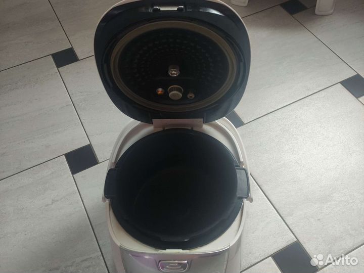 Мультиварка binatone